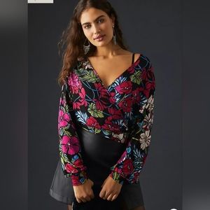 New Anthropologie Tiny Finley V-Neck Top Large Black Motif